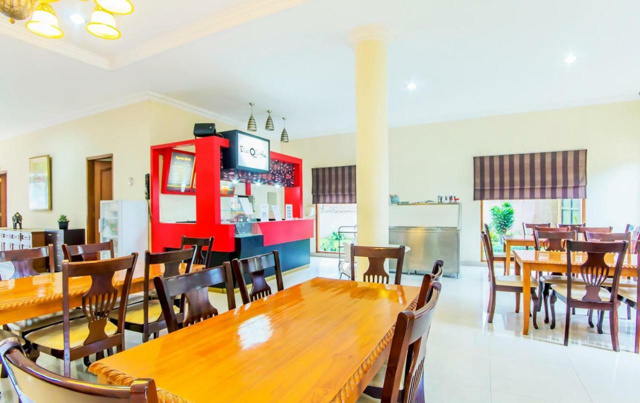 Puri Bernadi Guest House Lembang Exterior foto